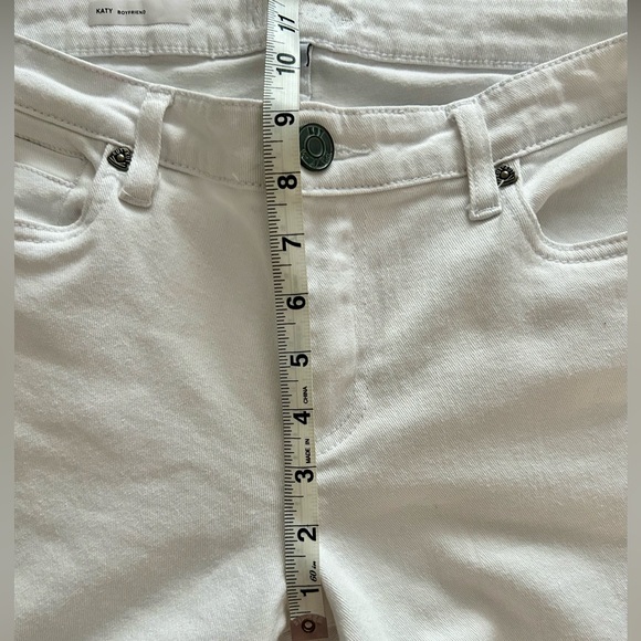 KUT from the Kloth Katy Boyfriend White Mid Rise Denim Jeans Size 6-NWOT - Picture 3 of 10